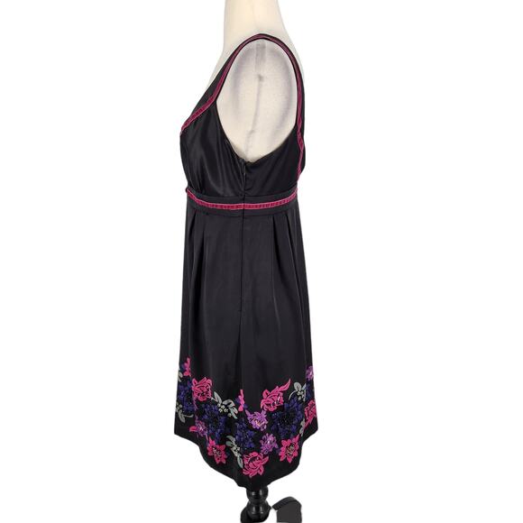 Vintage Guess Jeans Stretch Beaded Satin Dress w Velvet Trim - Picture 3 of 7